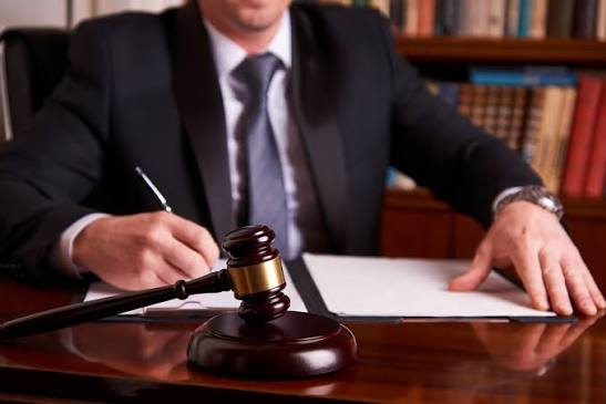 Адвокат з питань руху в Україні: хто він і чим займається Адвокат з питань руху в Україні: хто він і чим займається